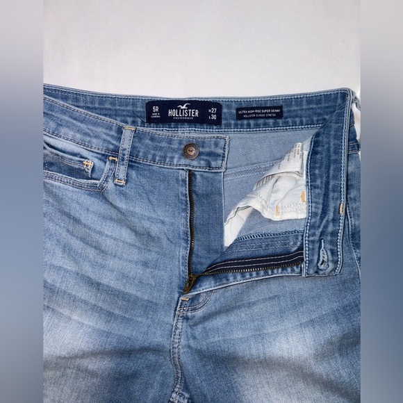 Hollister Size 27 Light Wash Ultra High Rise Super Skinny Jeans - Picture 6 of 10